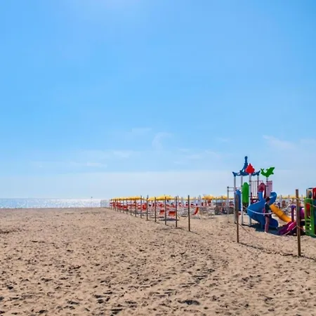 Cozy Flat In A Bright Residence-beahost Апартаменты